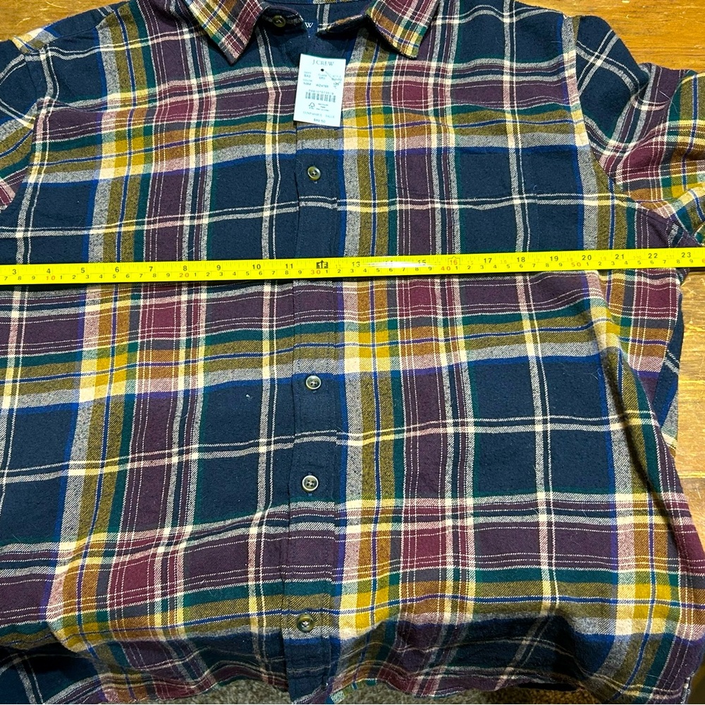 J.Crew Men’s Large flannel plaid navy, burgundy, and other warm colors. NWT